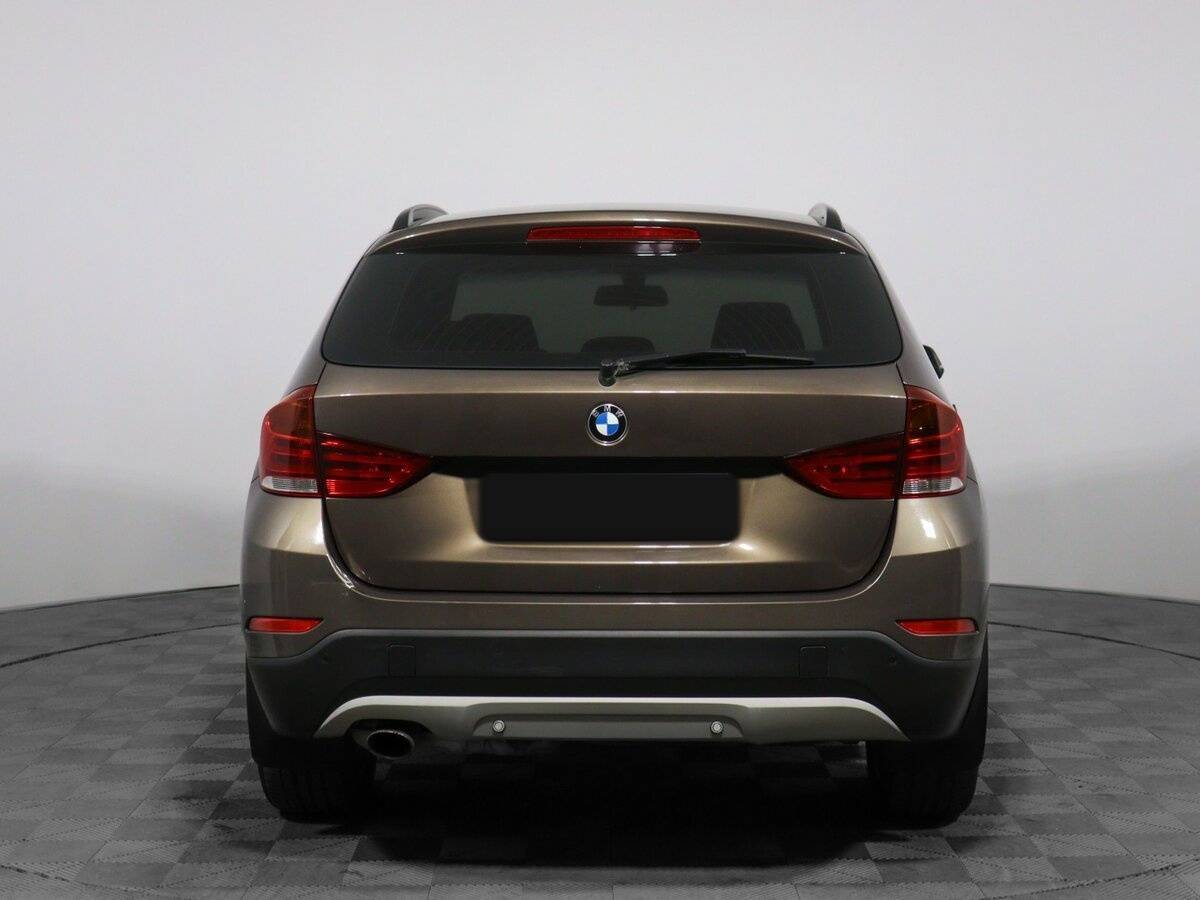 BMW X1 с пробегом — 2014 год. Фото: #4