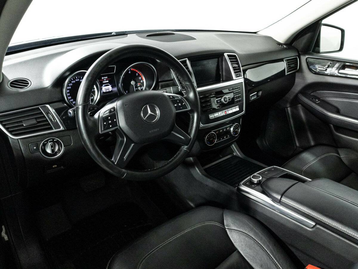 Mercedes-Benz M-Класс с пробегом — 2014 год. Фото: #10