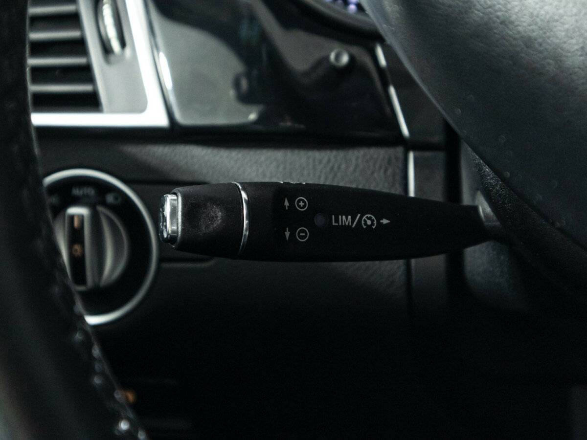 Mercedes-Benz M-Класс с пробегом — 2014 год. Фото: #22