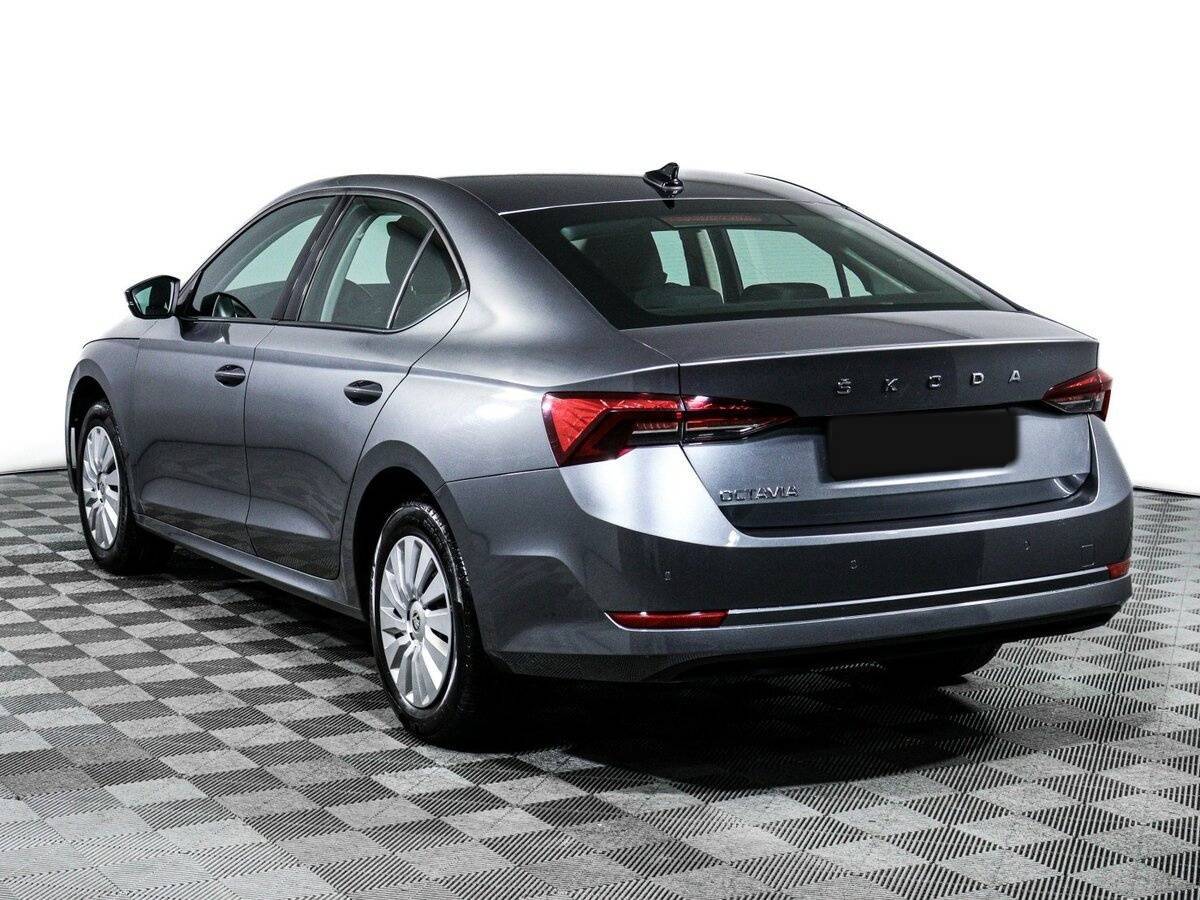 Skoda Octavia с пробегом — 2021 год. Фото: #6