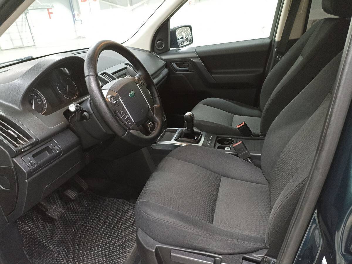 Land Rover Freelander с пробегом — 2012 год. Фото: #15