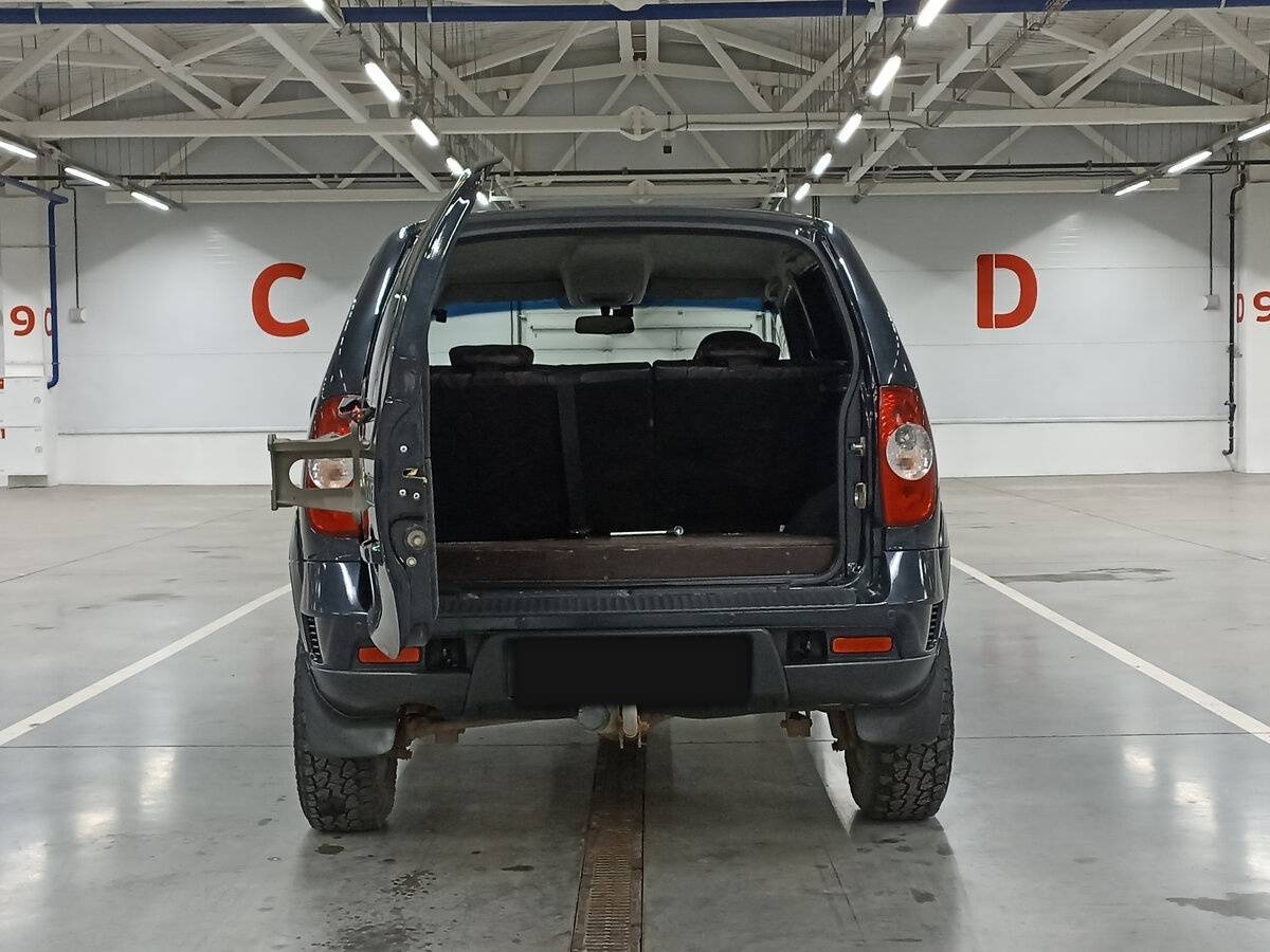 Chevrolet Niva с пробегом — 2018 год. Фото: #9