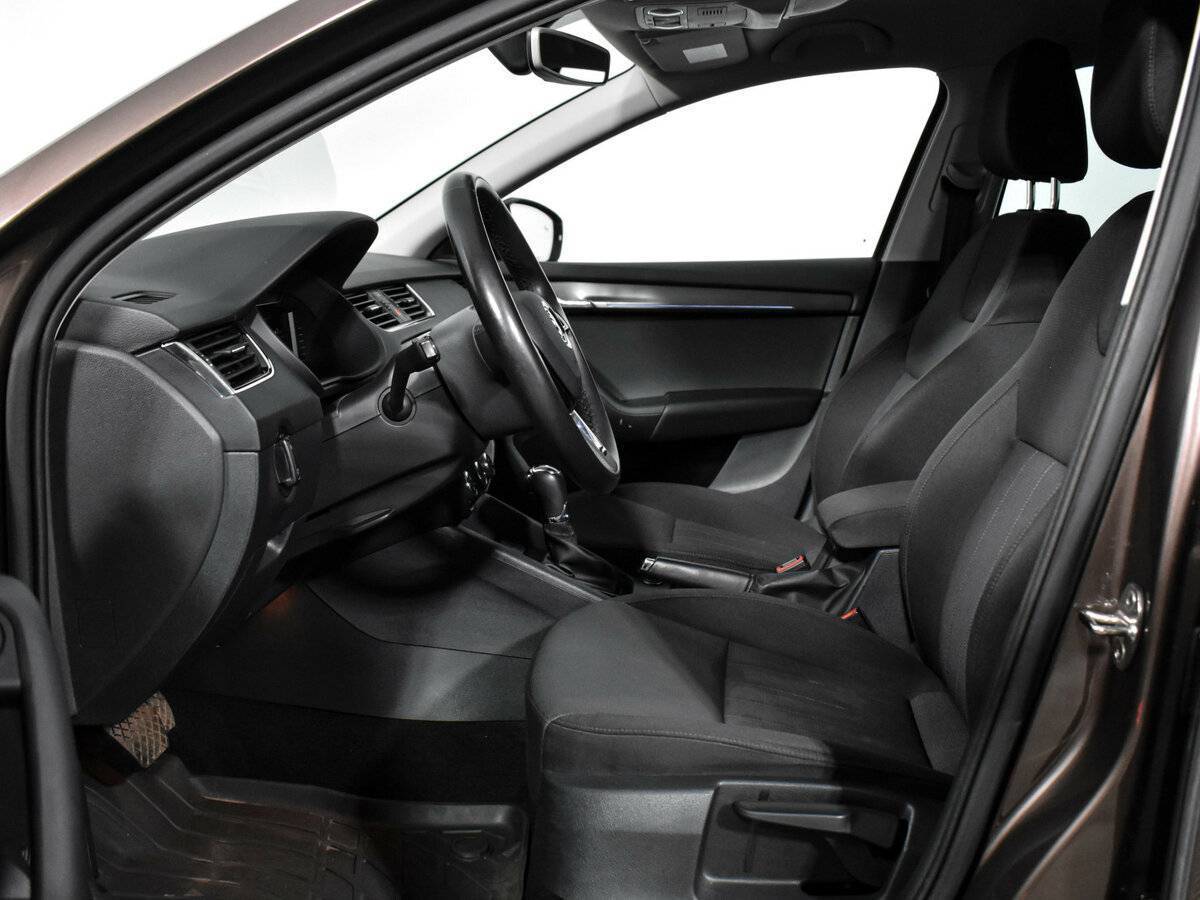 Skoda Octavia с пробегом — 2019 год. Фото: #9