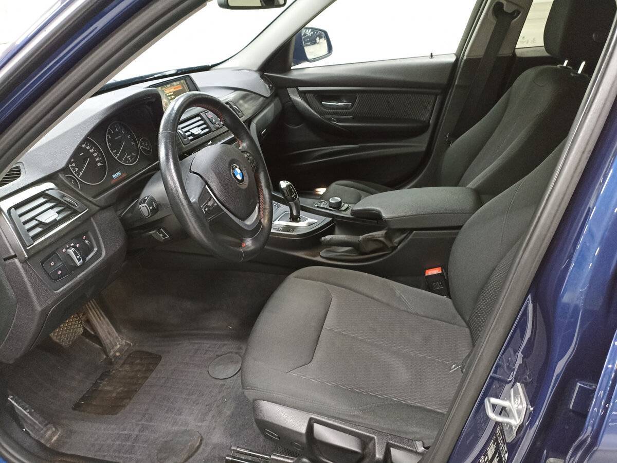 BMW 3 серии с пробегом — 2016 год. Фото: #15