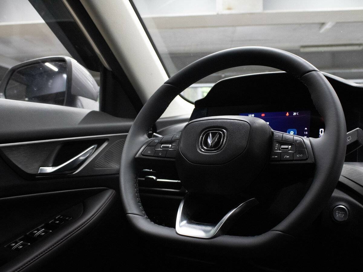 Changan CS35 Plus с пробегом — 2023 год. Фото: #7