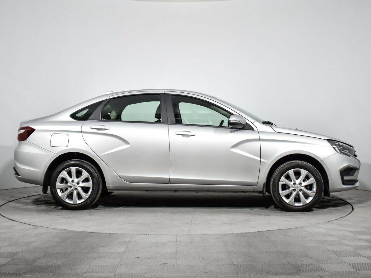 Lada (ВАЗ) Vesta с пробегом — 2023 год. Фото: #3