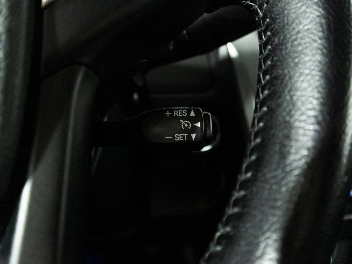 Toyota Camry с пробегом — 2015 год. Фото: #19