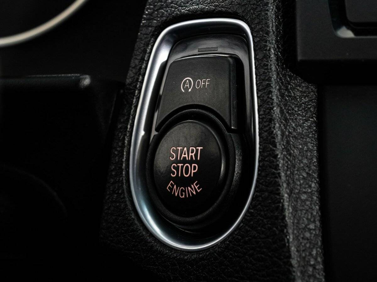 BMW 1 серии с пробегом — 2012 год. Фото: #13