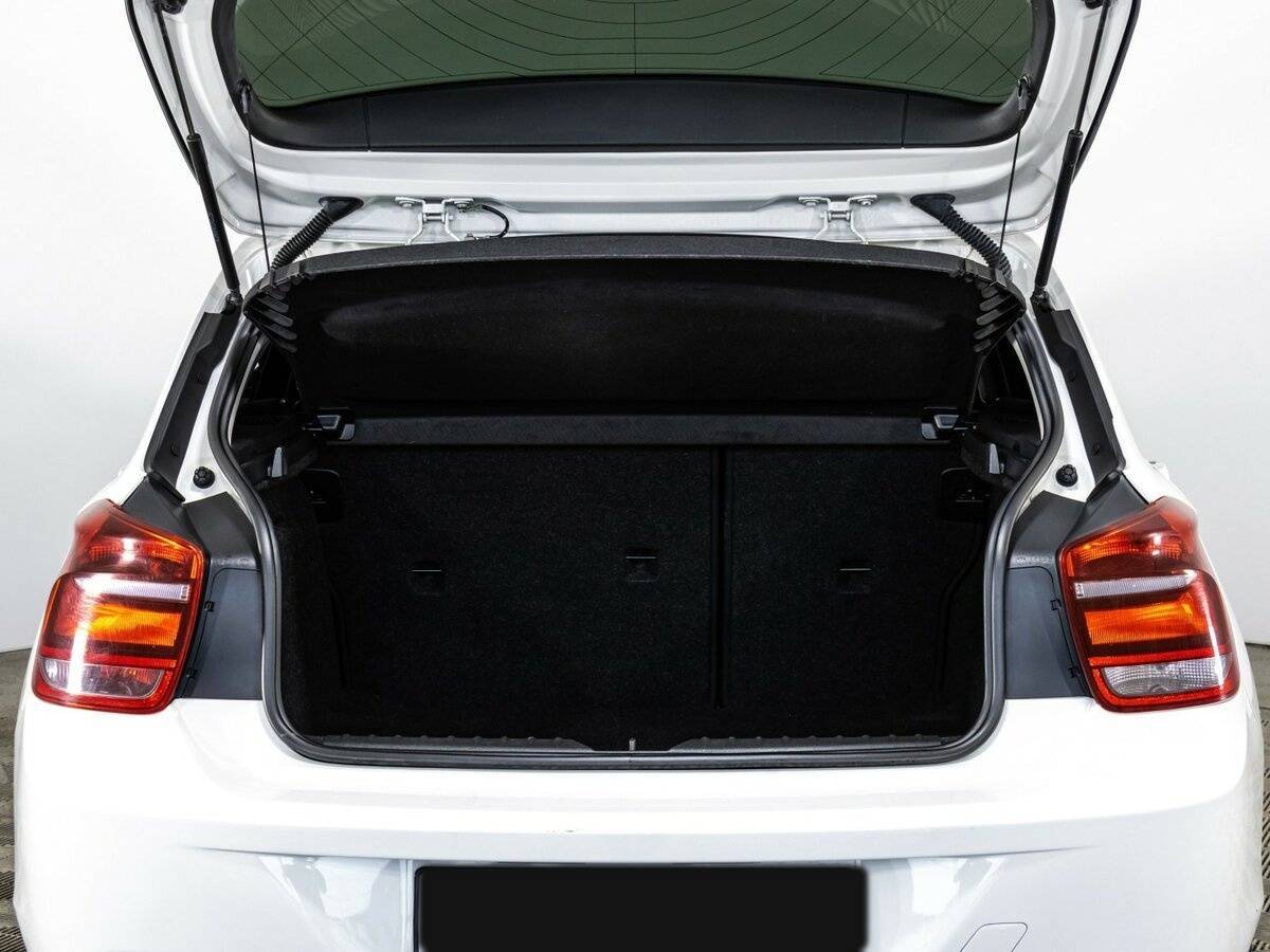 BMW 1 серии с пробегом — 2012 год. Фото: #15