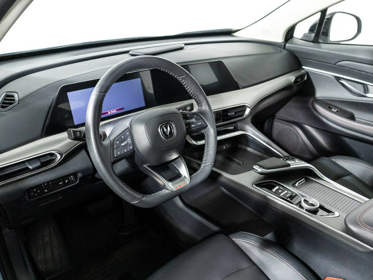 Changan UNI-T с пробегом — 2023 год. Фото: #10