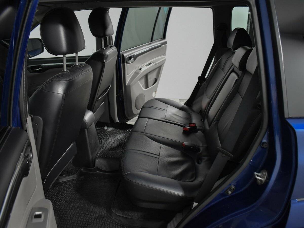 Mitsubishi Pajero Sport с пробегом — 2015 год. Фото: #10