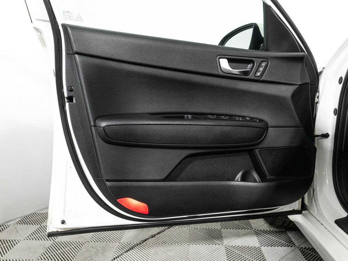 Kia Optima с пробегом — 2020 год. Фото: #30