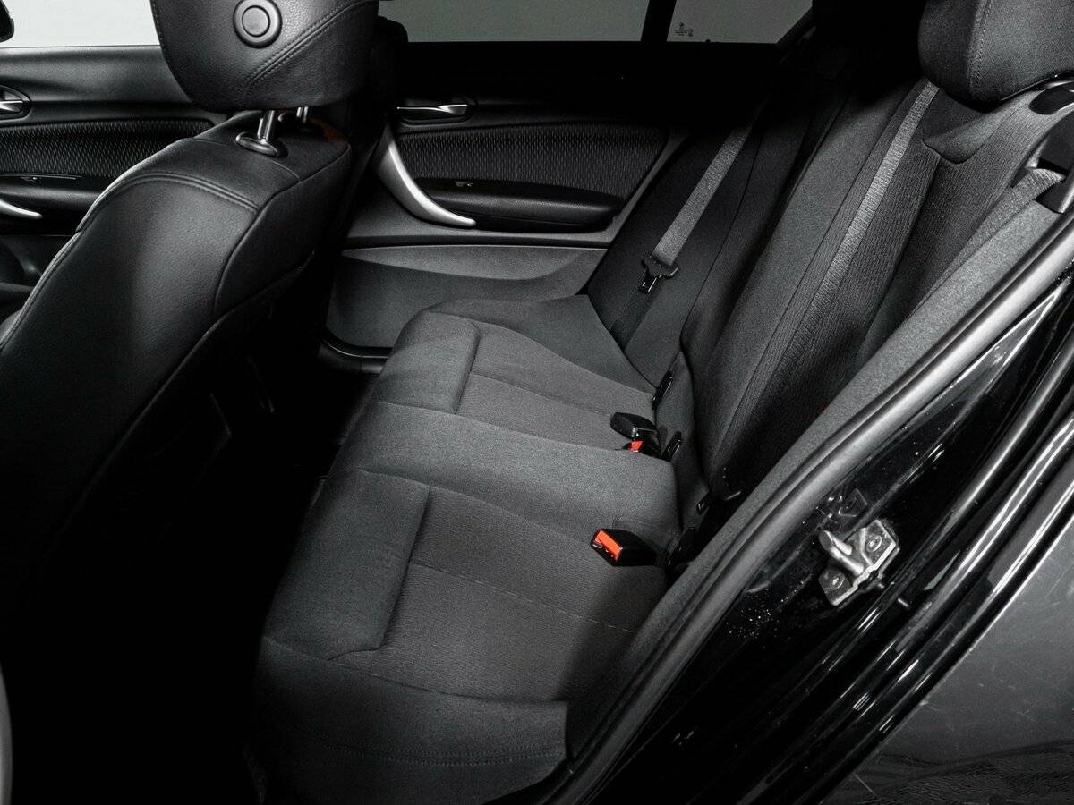 BMW 1 серии с пробегом — 2013 год. Фото: #9