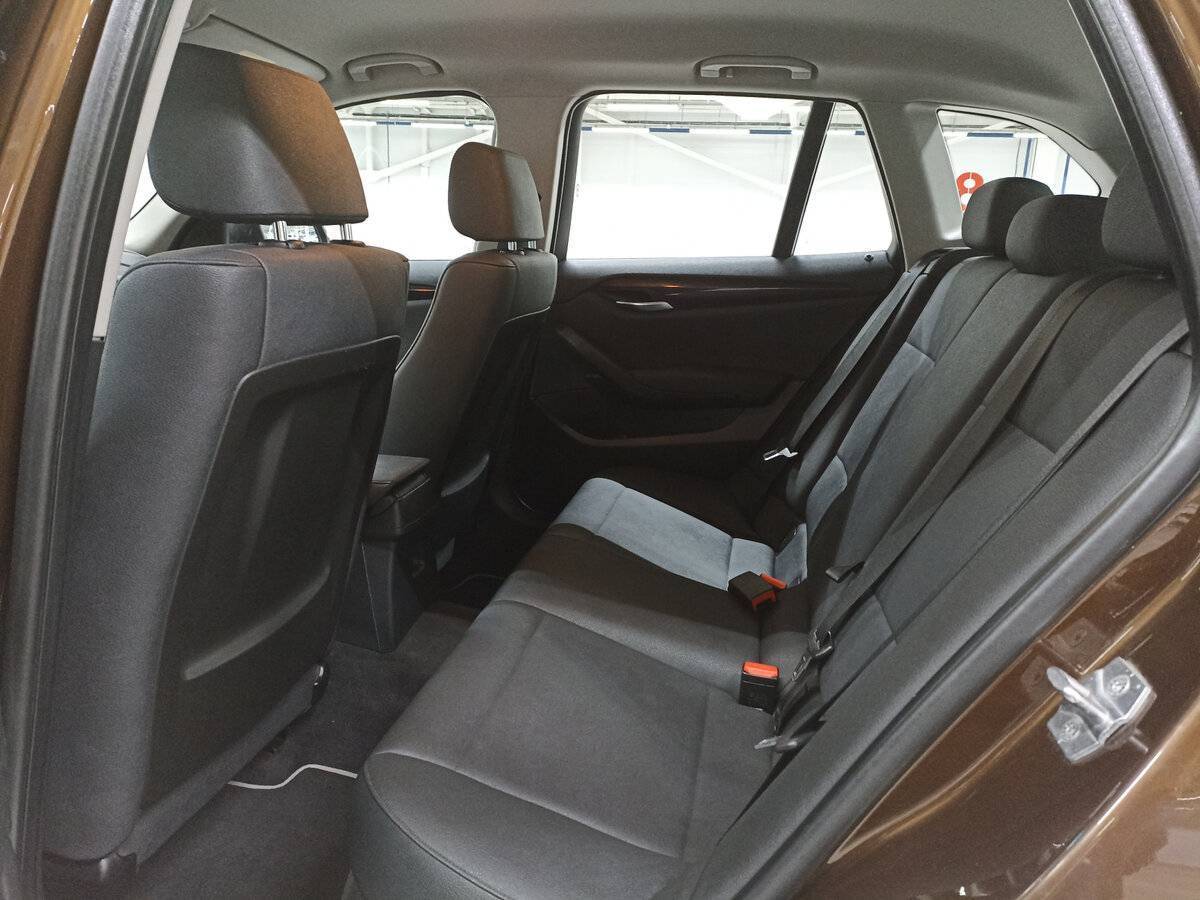 BMW X1 с пробегом — 2012 год. Фото: #11