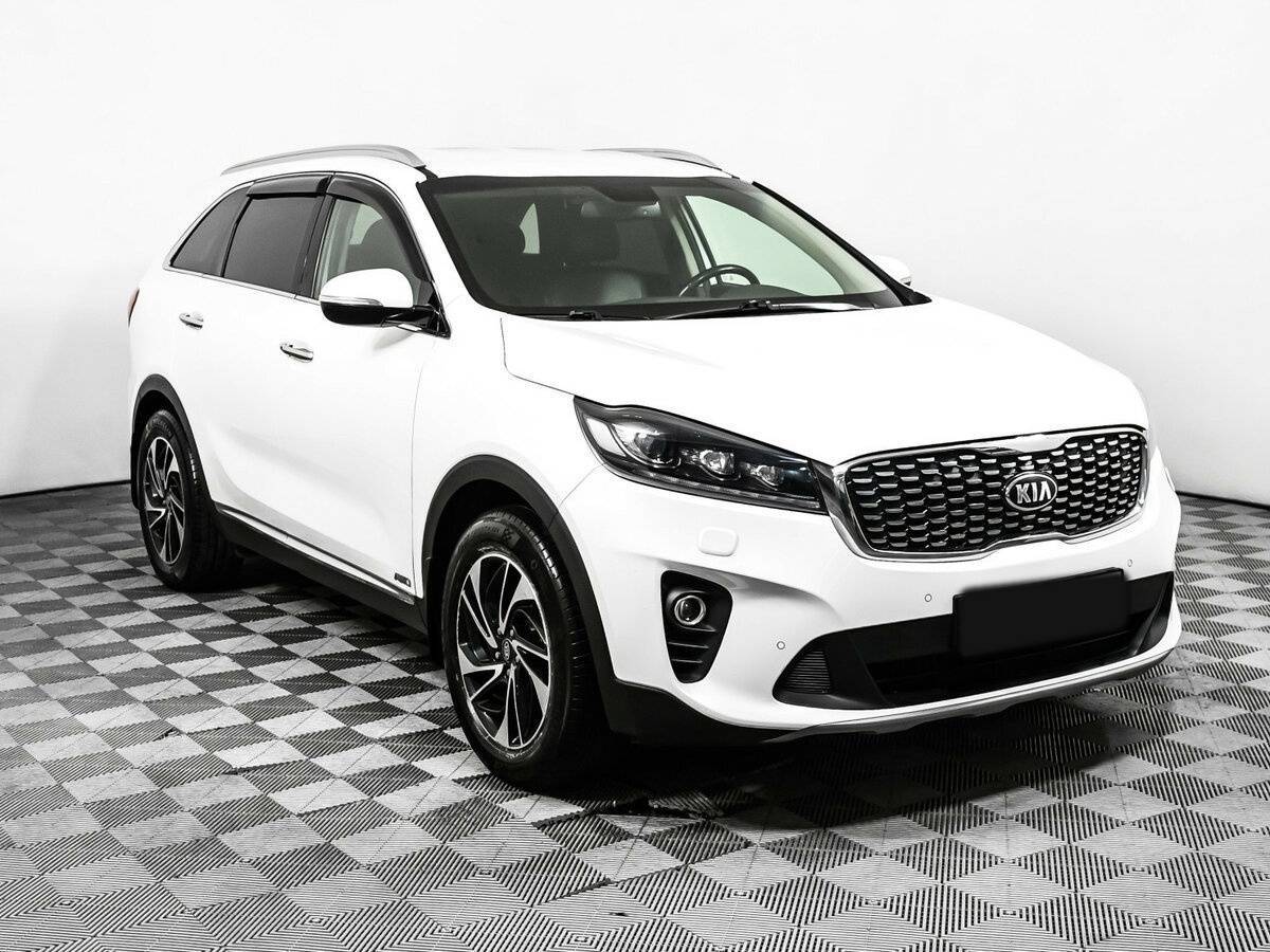 Kia Sorento с пробегом — 2018 год. Фото: #2