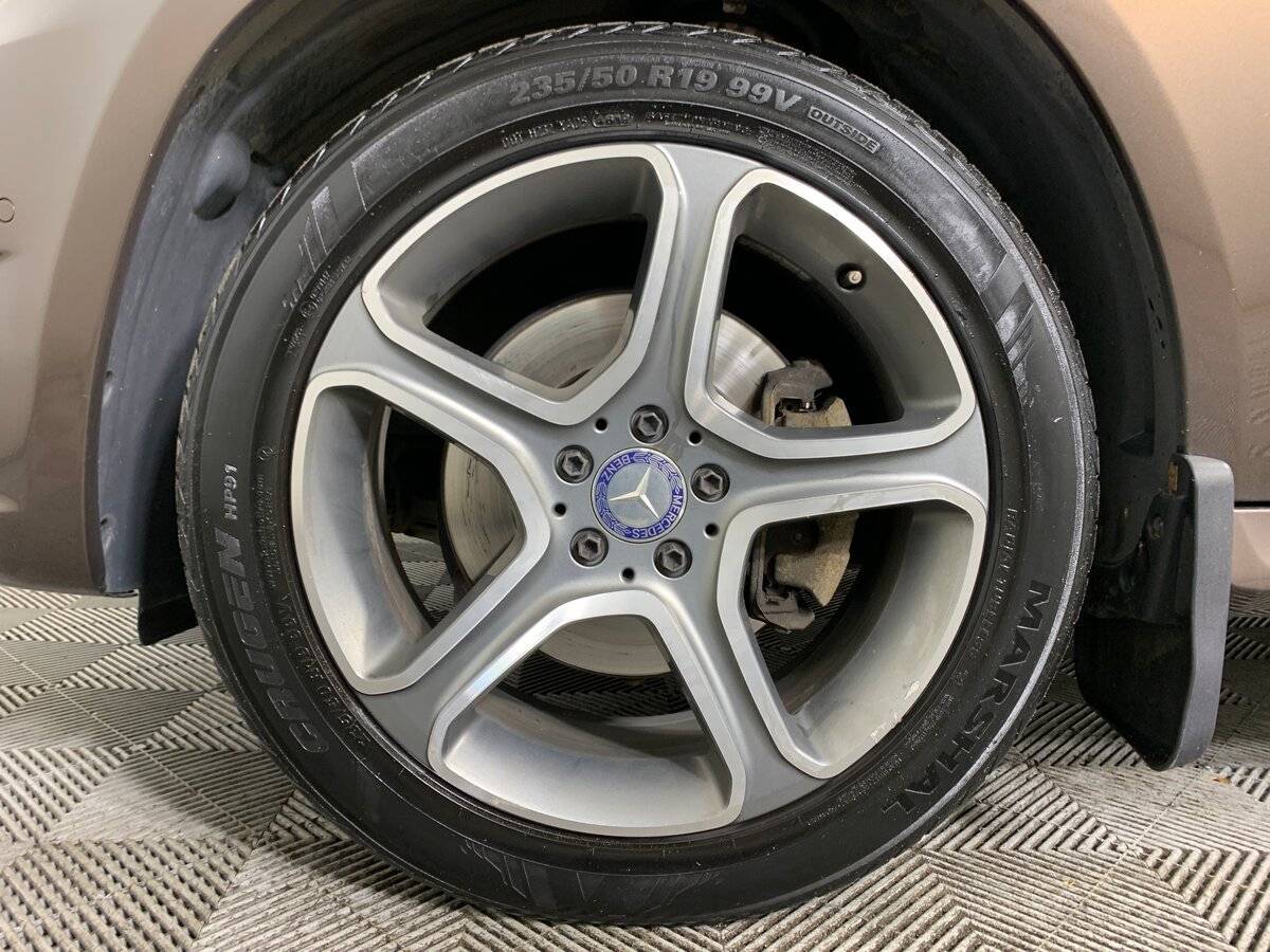 Mercedes-Benz GLK-Класс с пробегом — 2014 год. Фото: #8