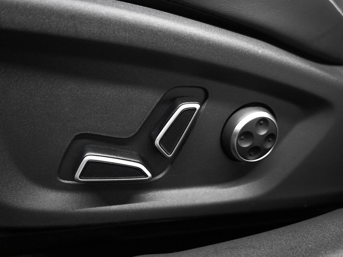 Changan UNI-V с пробегом — 2023 год. Фото: #24