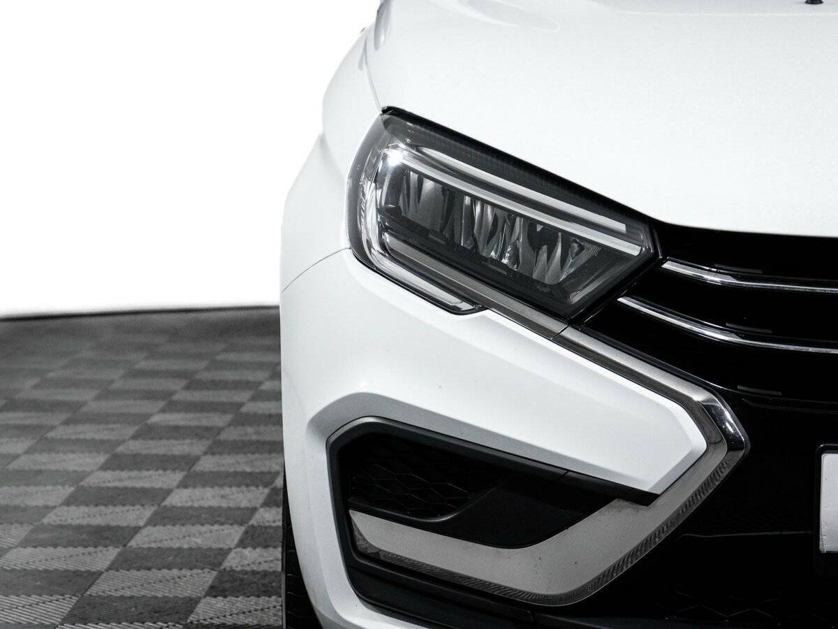 Lada (ВАЗ) Vesta с пробегом — 2023 год. Фото: #17