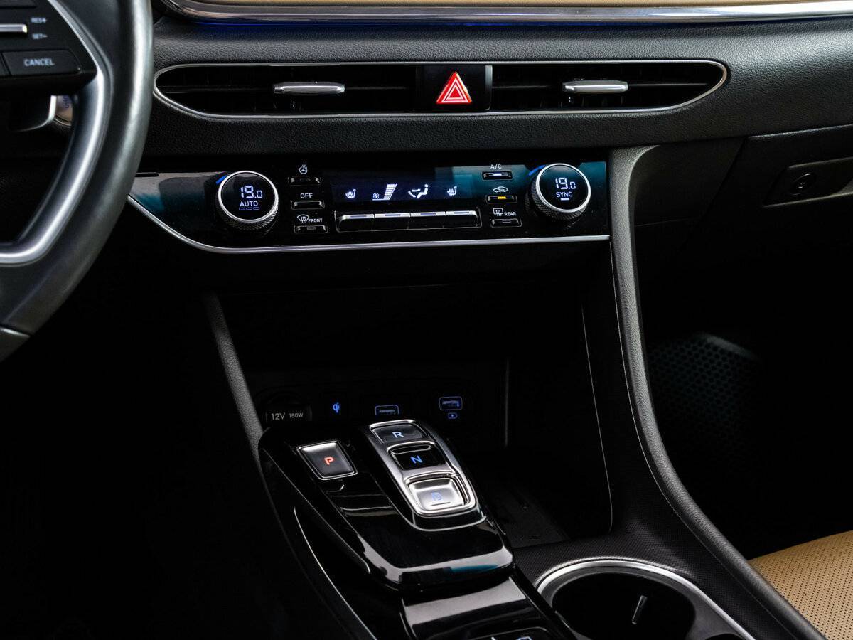 Hyundai Sonata с пробегом — 2020 год. Фото: #13