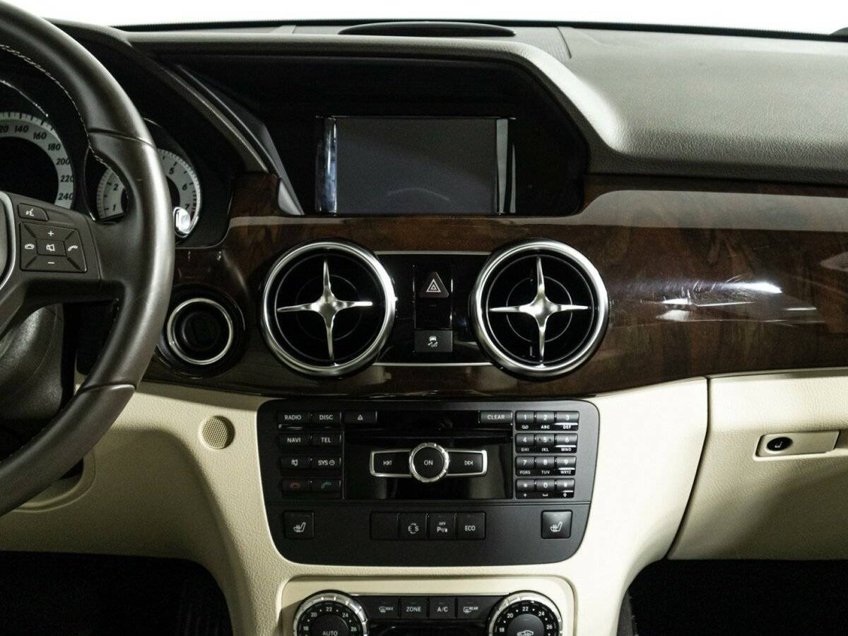 Mercedes-Benz GLK-Класс с пробегом — 2014 год. Фото: #13