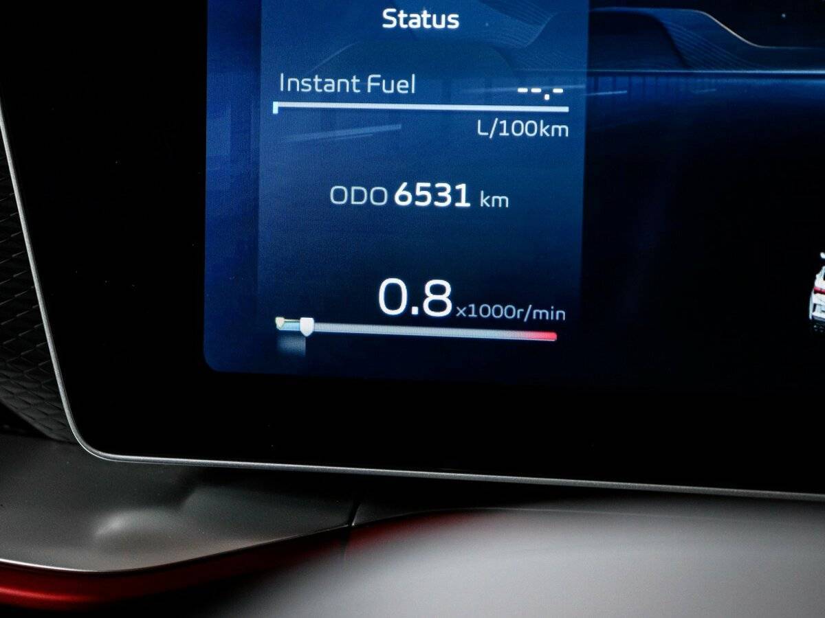 Geely Coolray с пробегом — 2024 год. Фото: #10