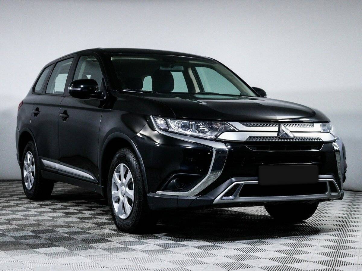 Mitsubishi Outlander с пробегом — 2019 год. Фото: #2