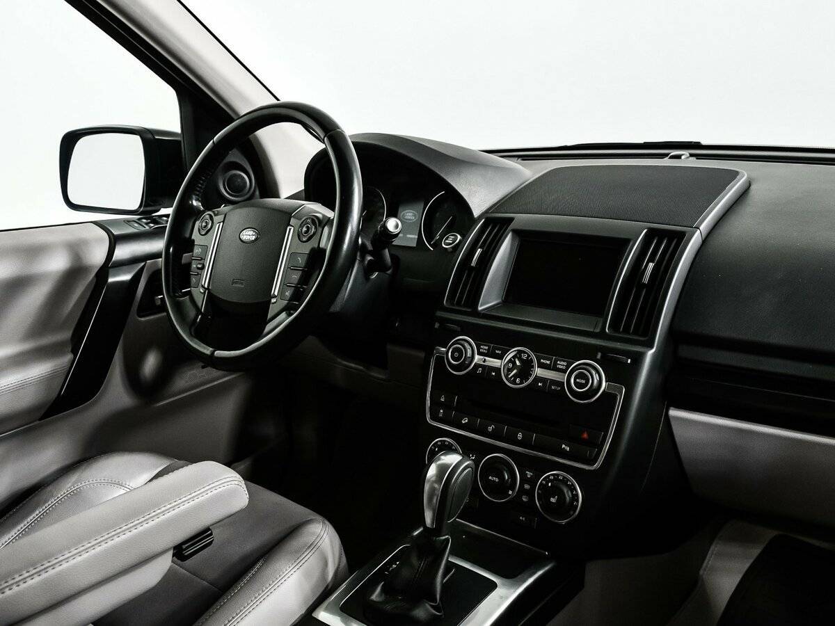 Land Rover Freelander с пробегом — 2014 год. Фото: #8