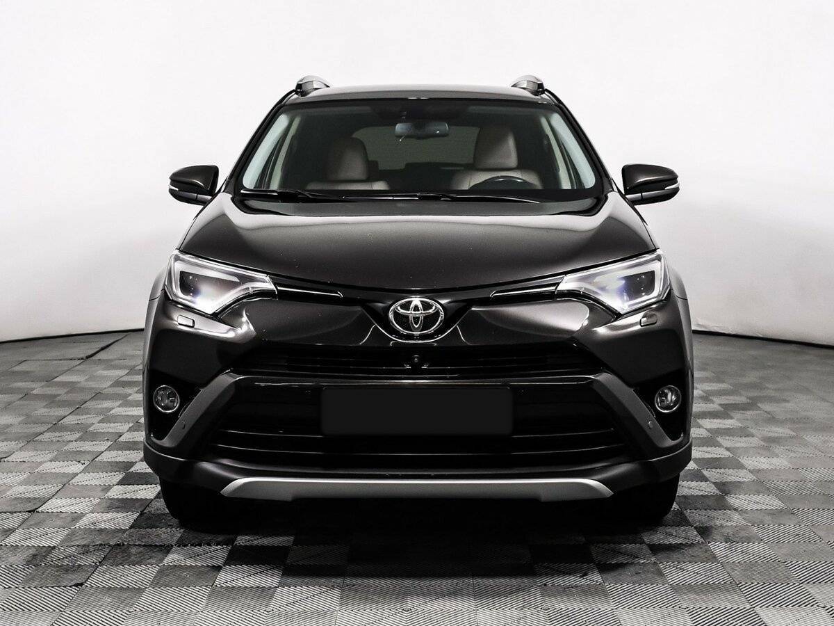 Toyota RAV4 с пробегом — 2015 год. Фото: #1