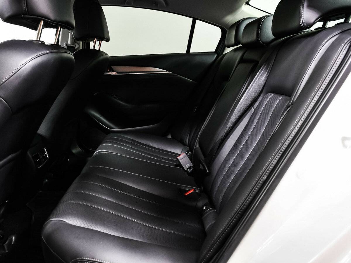 Mazda 6 с пробегом — 2021 год. Фото: #11