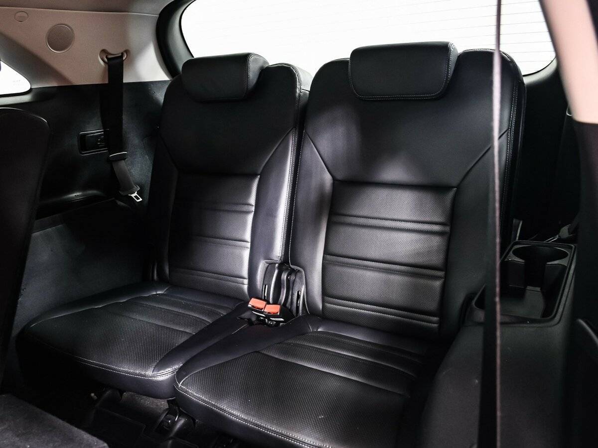 Kia Sorento с пробегом — 2018 год. Фото: #13