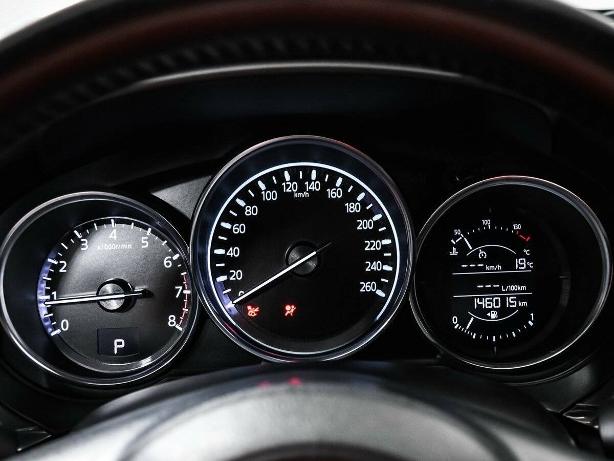 Mazda 6 с пробегом — 2018 год. Фото: #9