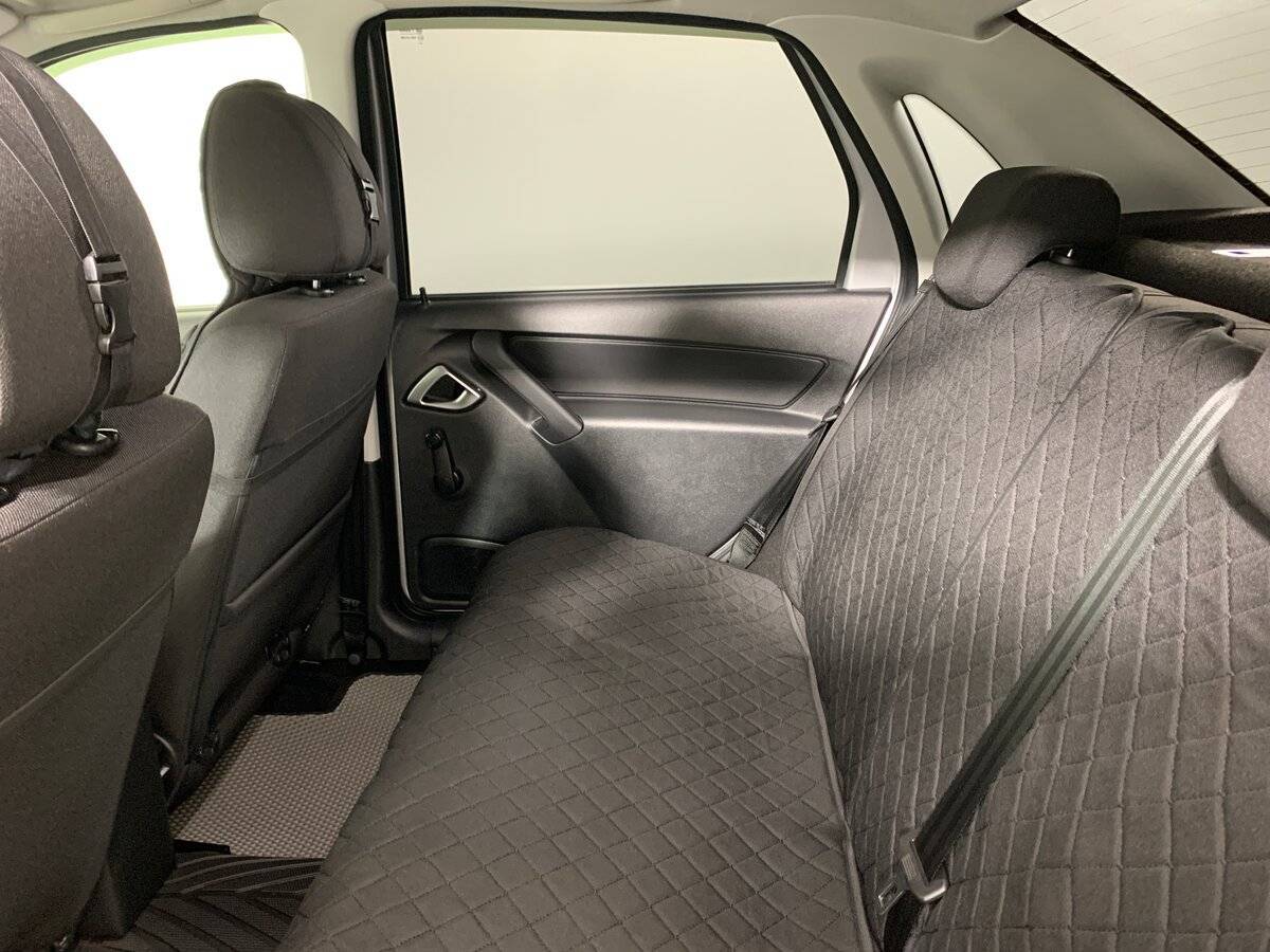 Lada (ВАЗ) Granta с пробегом — 2024 год. Фото: #17