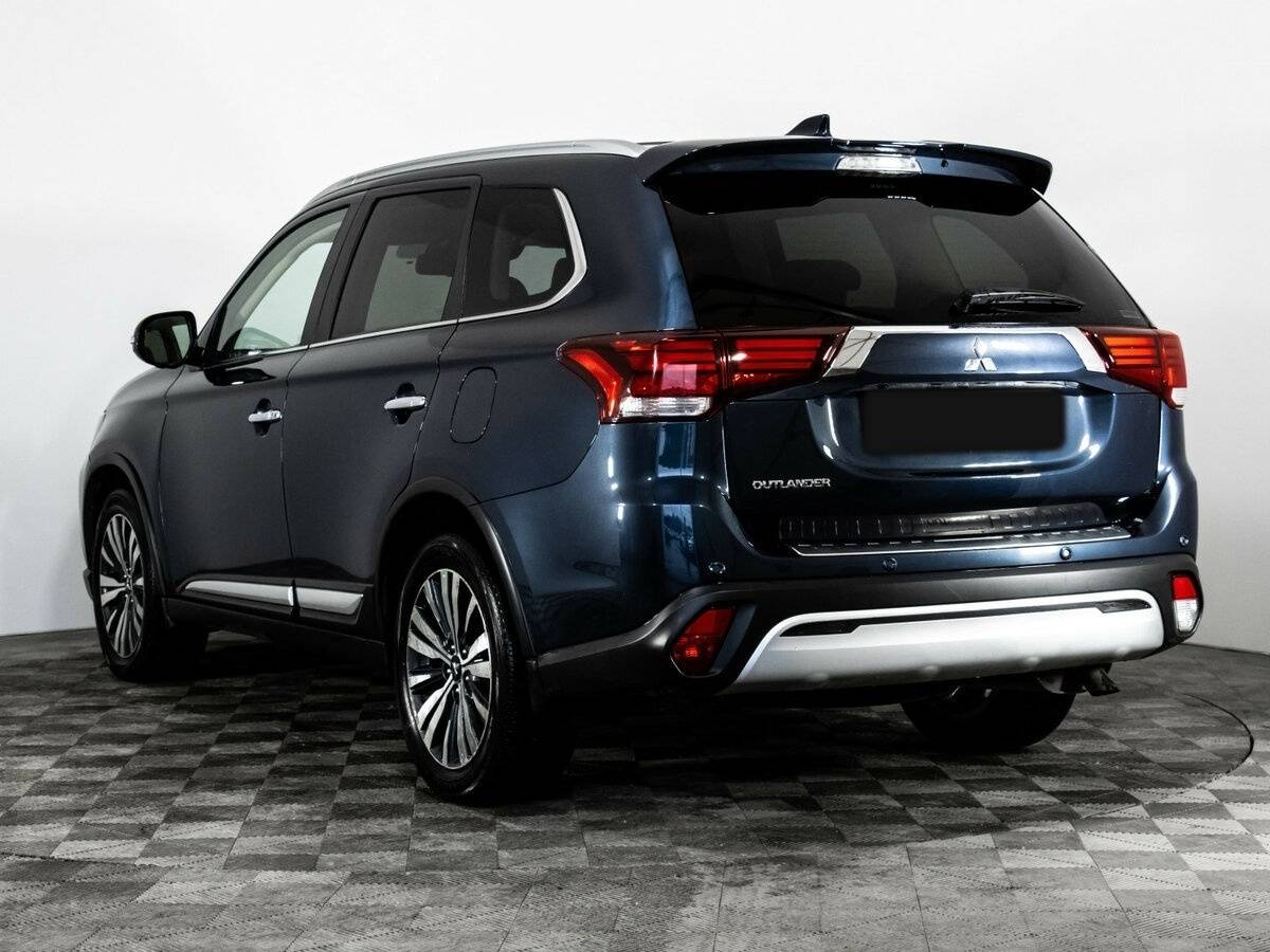 Mitsubishi Outlander с пробегом — 2020 год. Фото: #6
