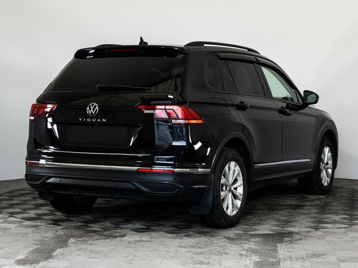 Volkswagen Tiguan с пробегом — 2021 год. Фото: #3