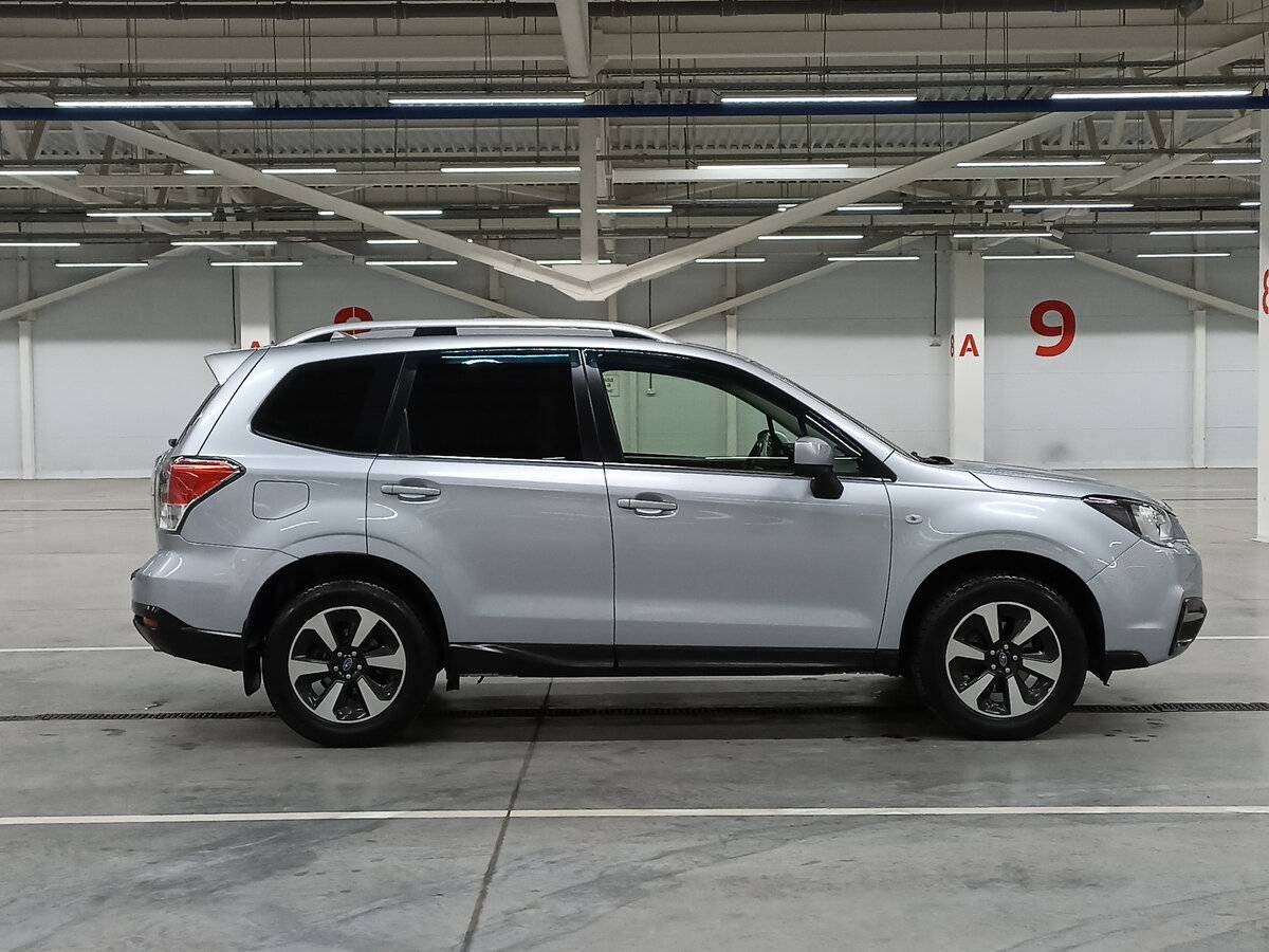 Subaru Forester с пробегом — 2017 год. Фото: #3