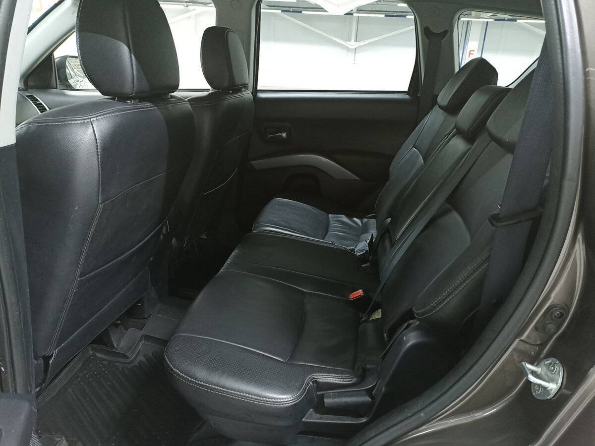 Citroen C-Crosser с пробегом — 2012 год. Фото: #11