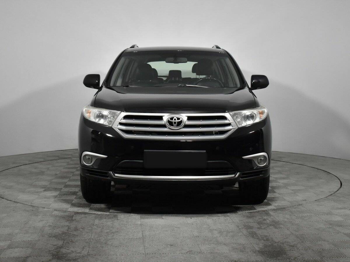 Toyota Highlander с пробегом — 2013 год. Фото: #1