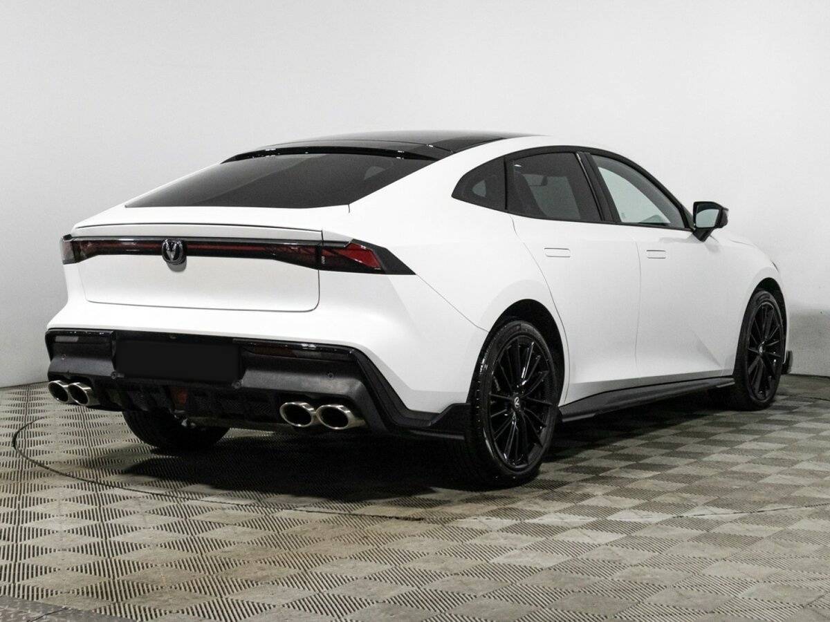 Changan UNI-V с пробегом — 2023 год. Фото: #4