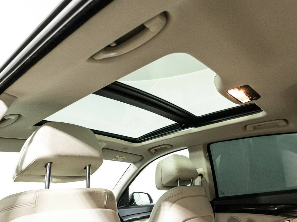 BMW 5 серии с пробегом — 2014 год. Фото: #16