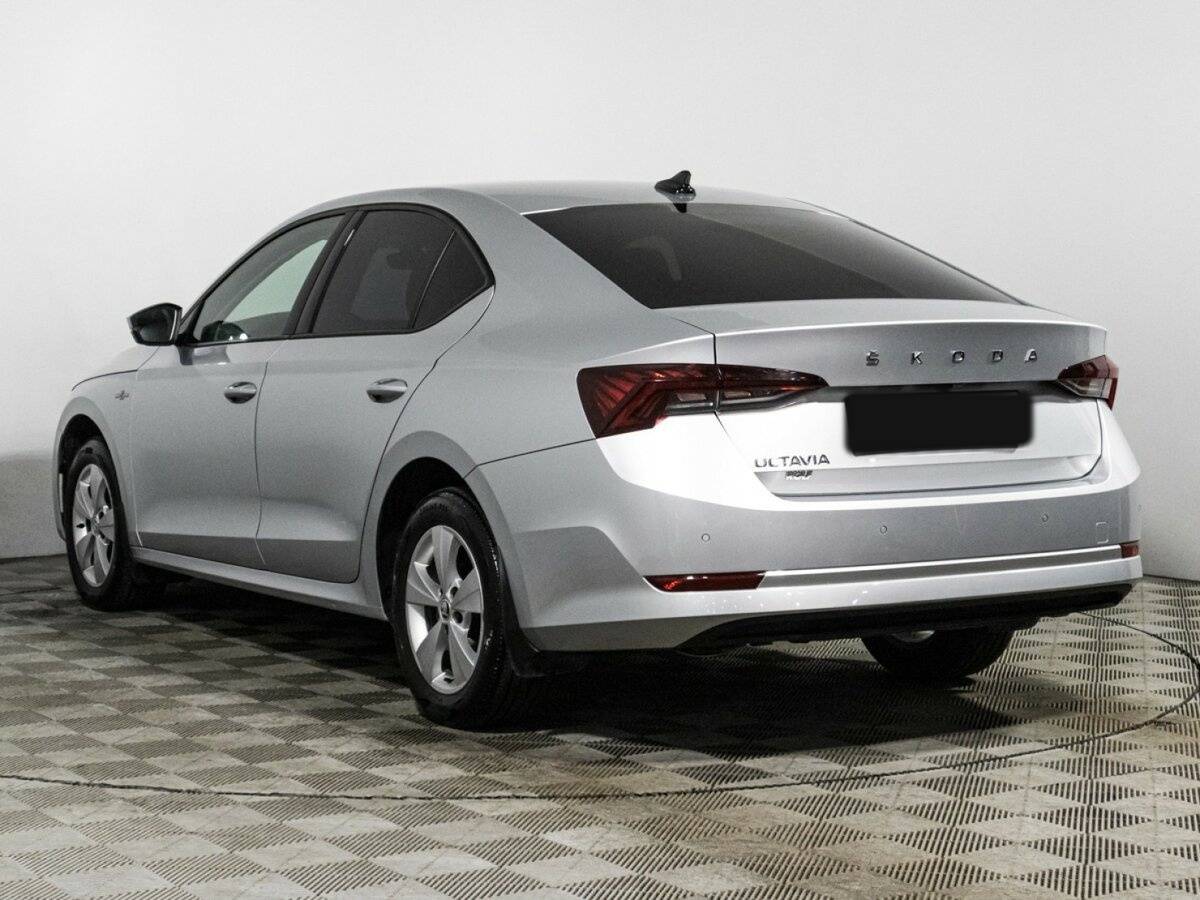 Skoda Octavia с пробегом — 2021 год. Фото: #6