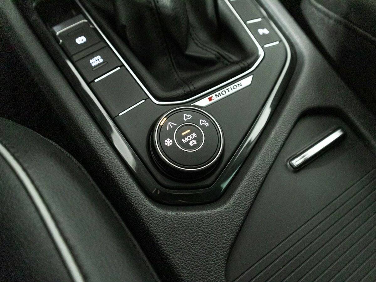Volkswagen Tiguan с пробегом — 2021 год. Фото: #20