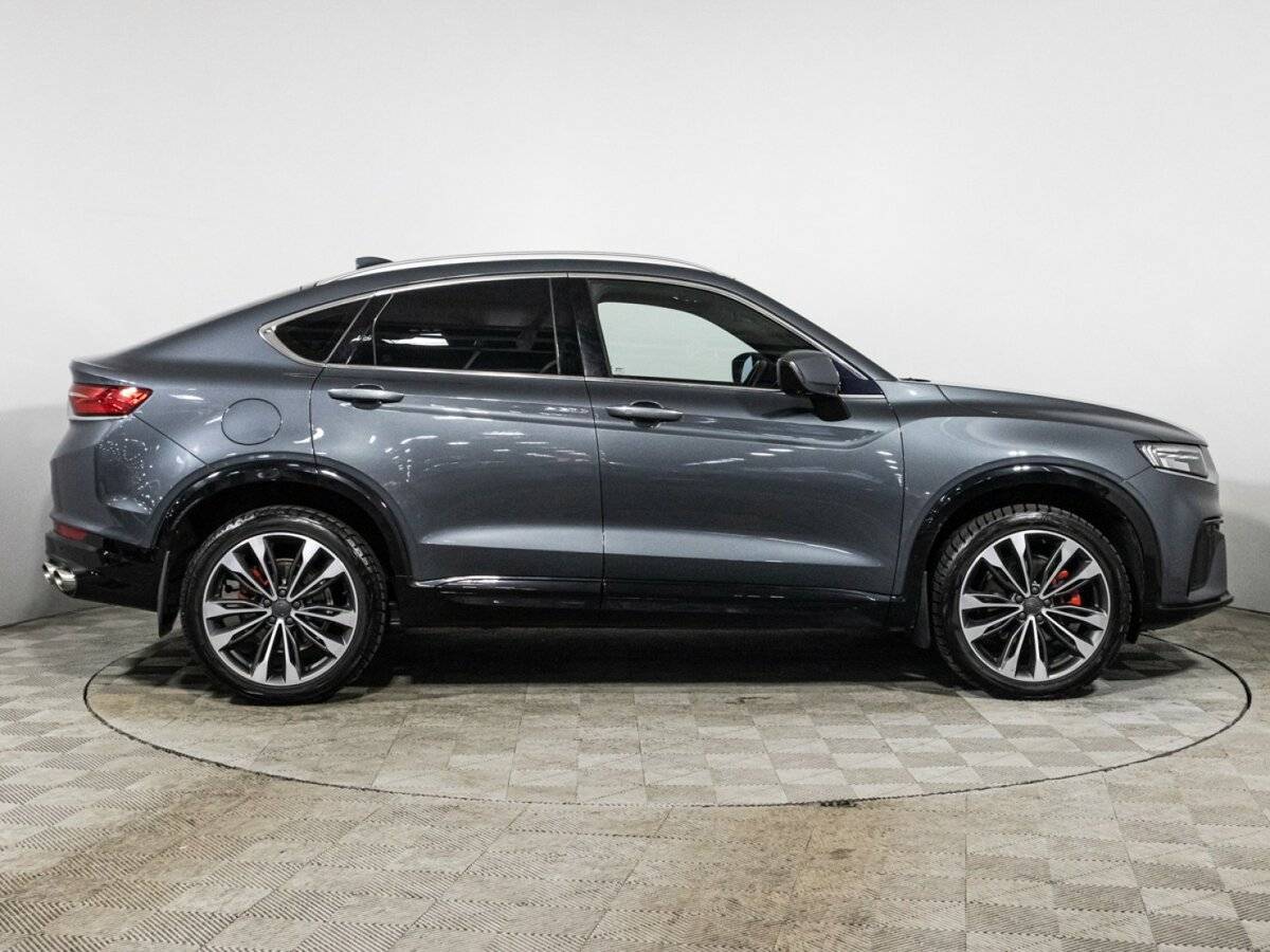 Geely Tugella с пробегом — 2023 год. Фото: #3