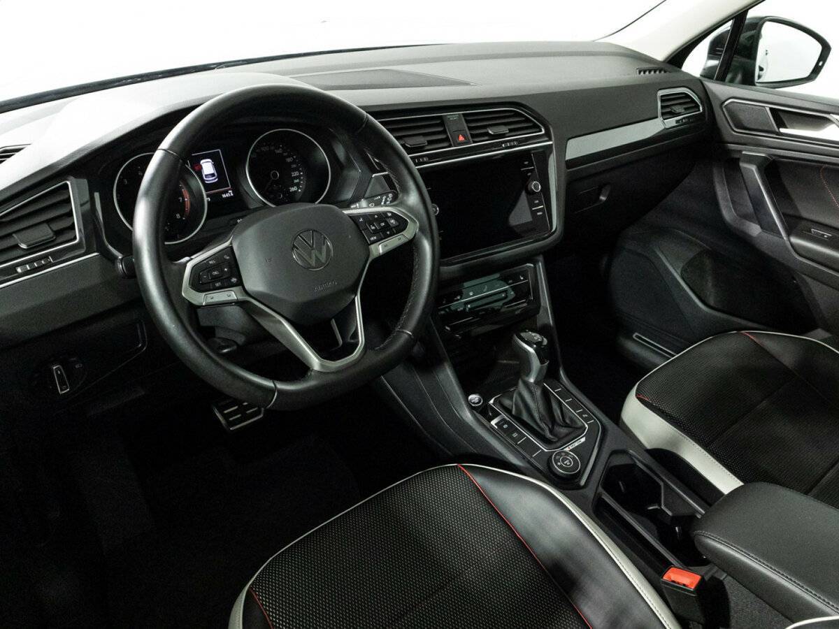 Volkswagen Tiguan с пробегом — 2022 год. Фото: #10