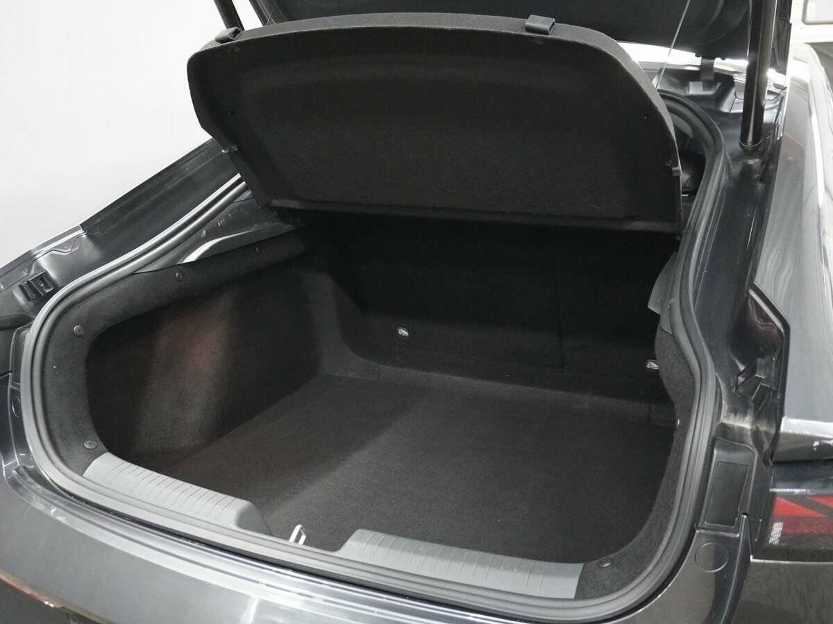 Changan UNI-V с пробегом — 2022 год. Фото: #8