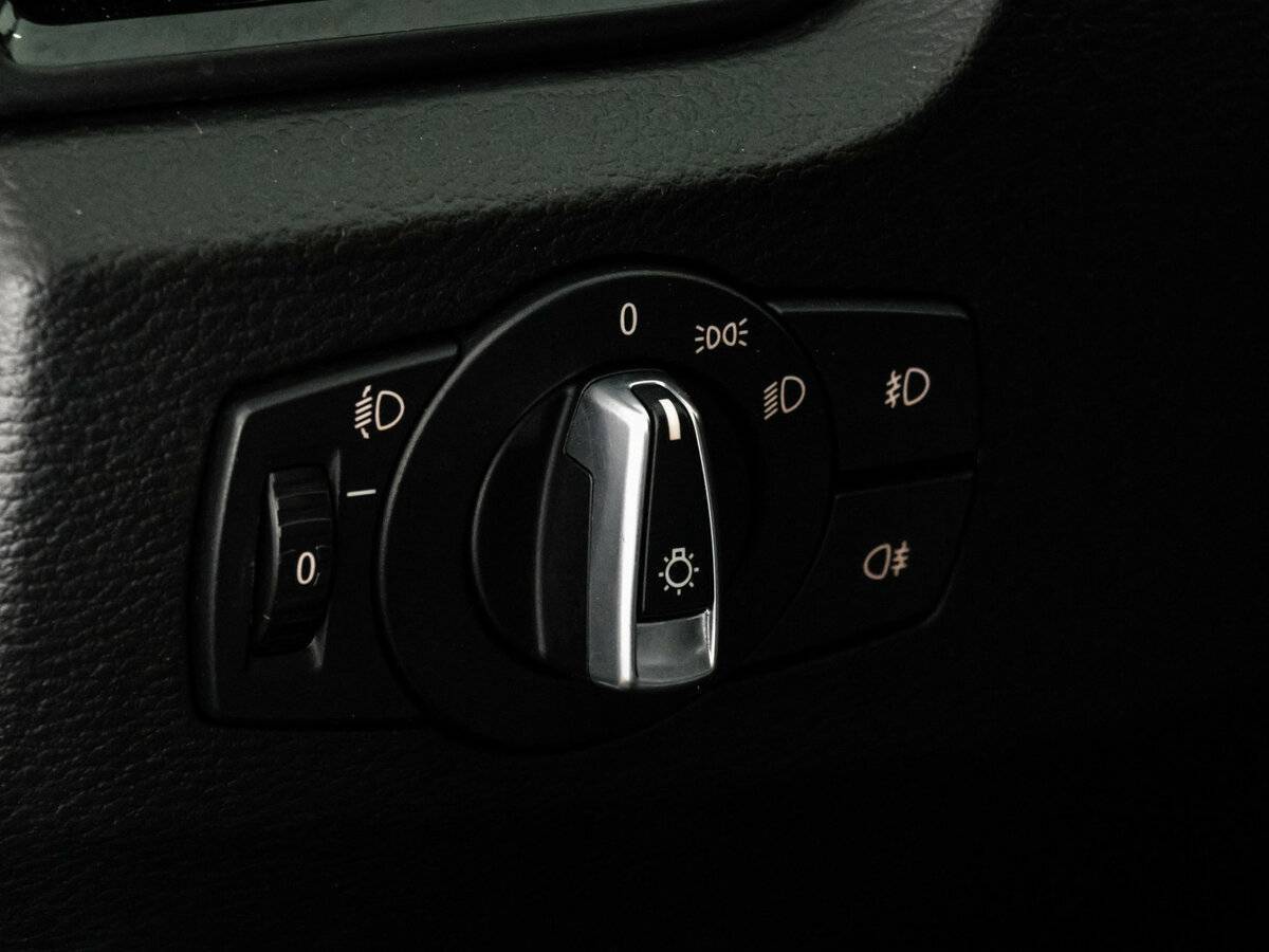 BMW X1 с пробегом — 2014 год. Фото: #16