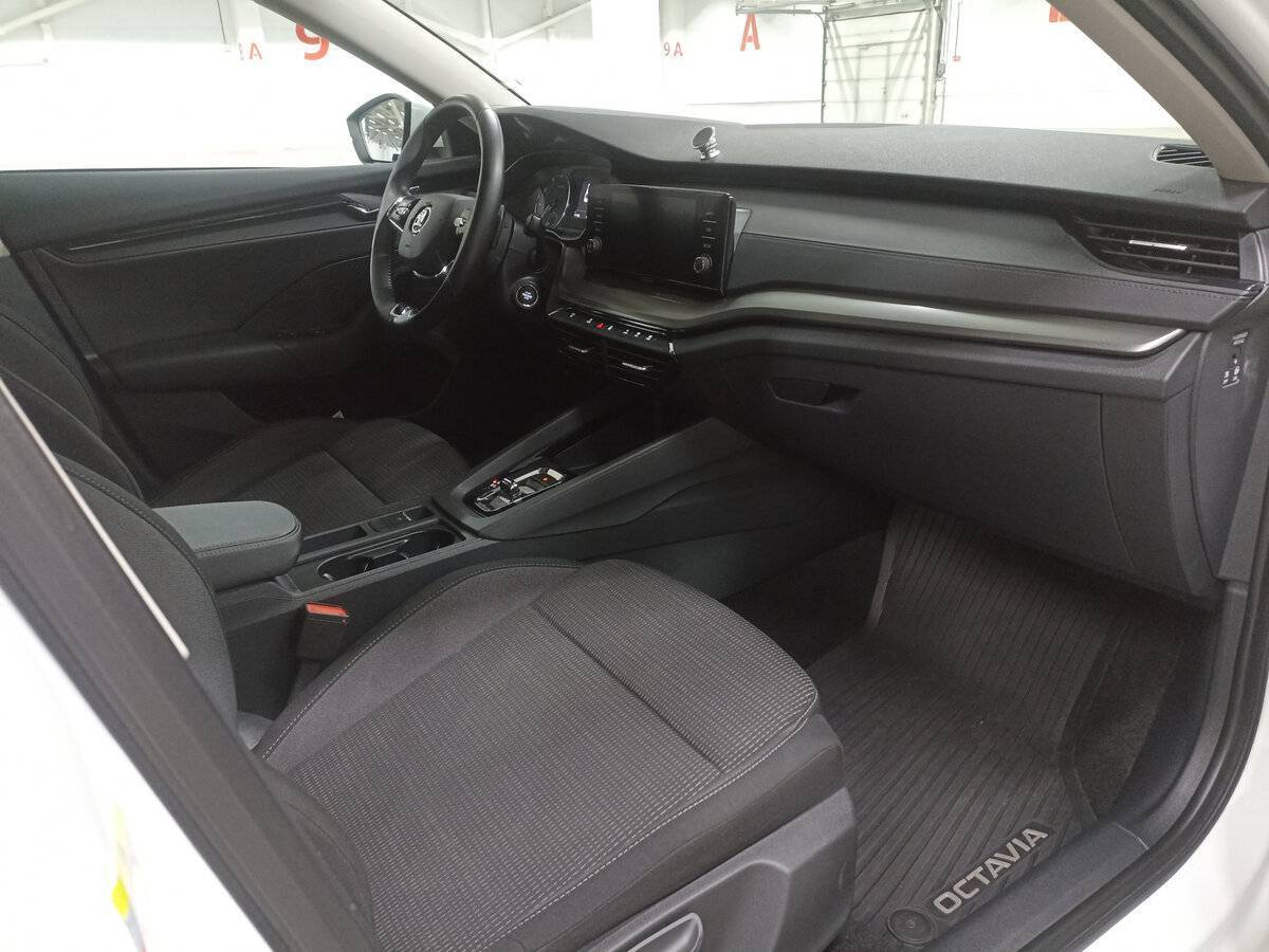 Skoda Octavia с пробегом — 2021 год. Фото: #10