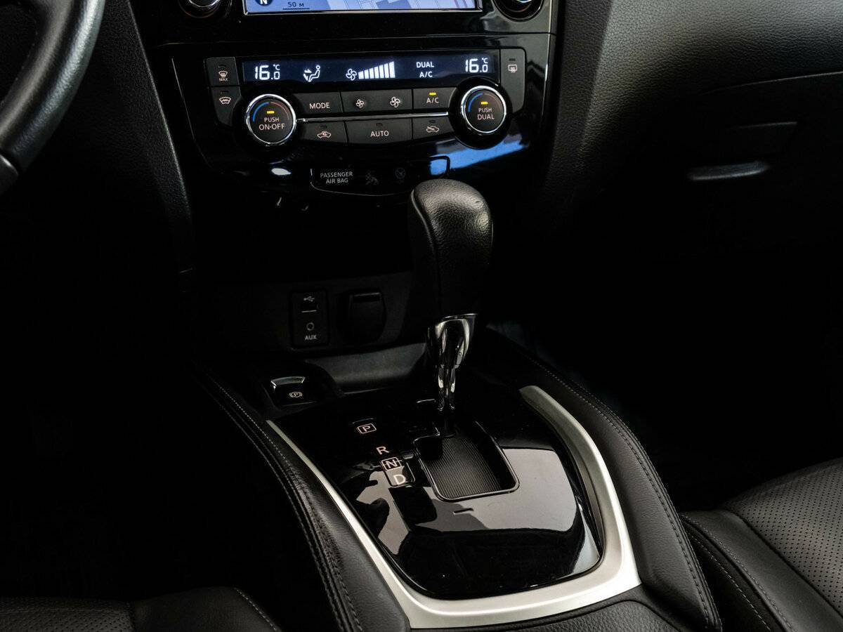 Nissan X-Trail с пробегом — 2016 год. Фото: #12