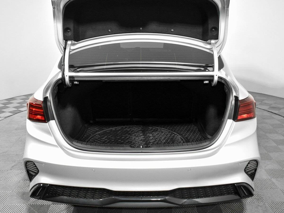 Kia Cerato с пробегом — 2022 год. Фото: #20