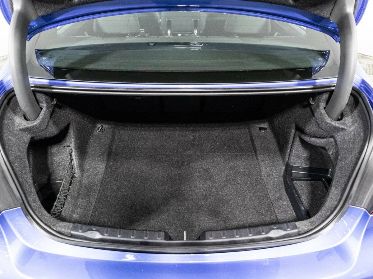 BMW 3 серии с пробегом — 2018 год. Фото: #13