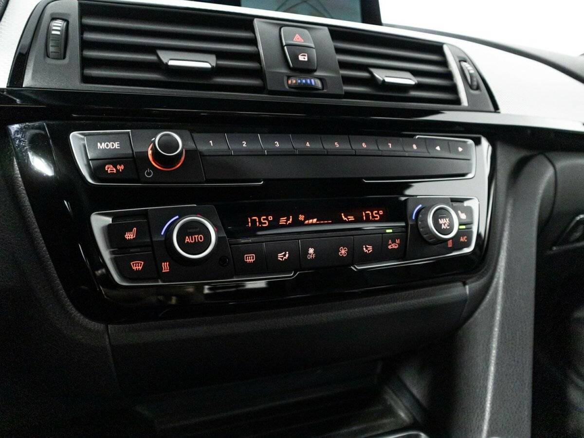 BMW 3 серии с пробегом — 2018 год. Фото: #15